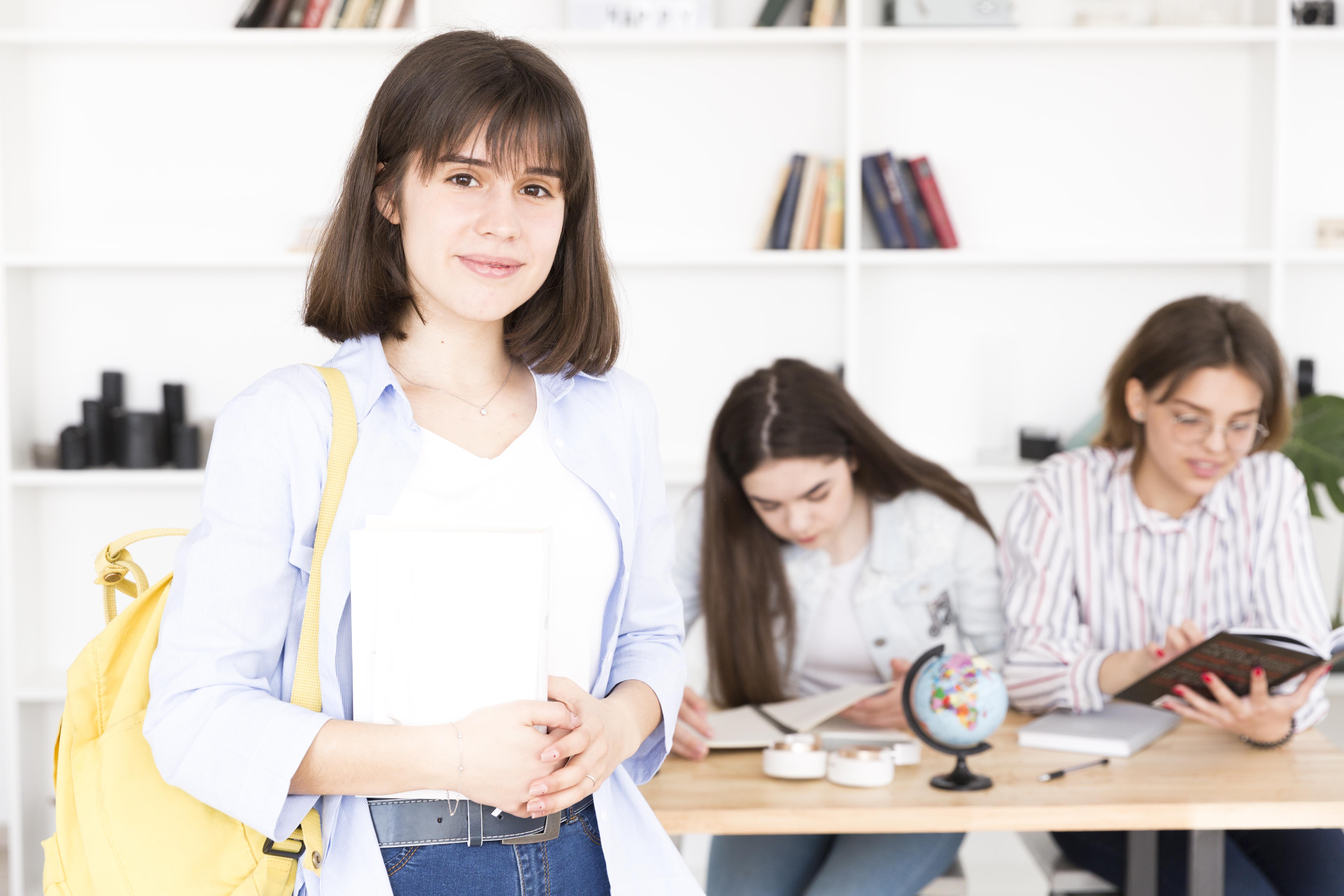 sincanetutmerkezi-lisefoto-jpg